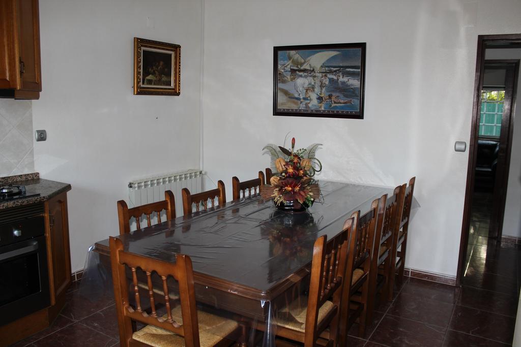 Hostel Casa Lucas Charneca  Esterno foto