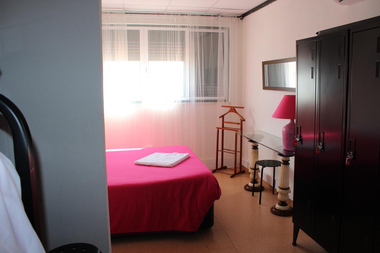 Hostel Casa Lucas Charneca  Esterno foto