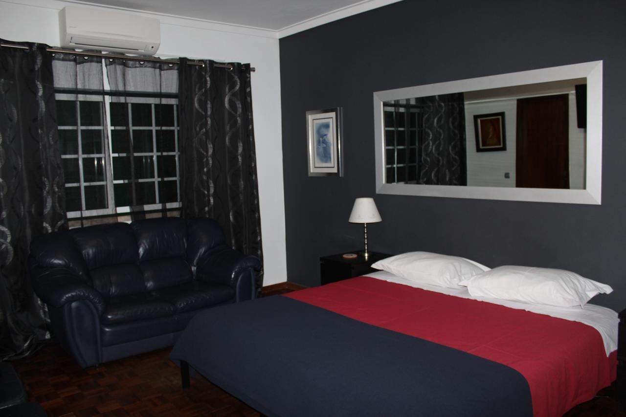 Hostel Casa Lucas Charneca  Esterno foto