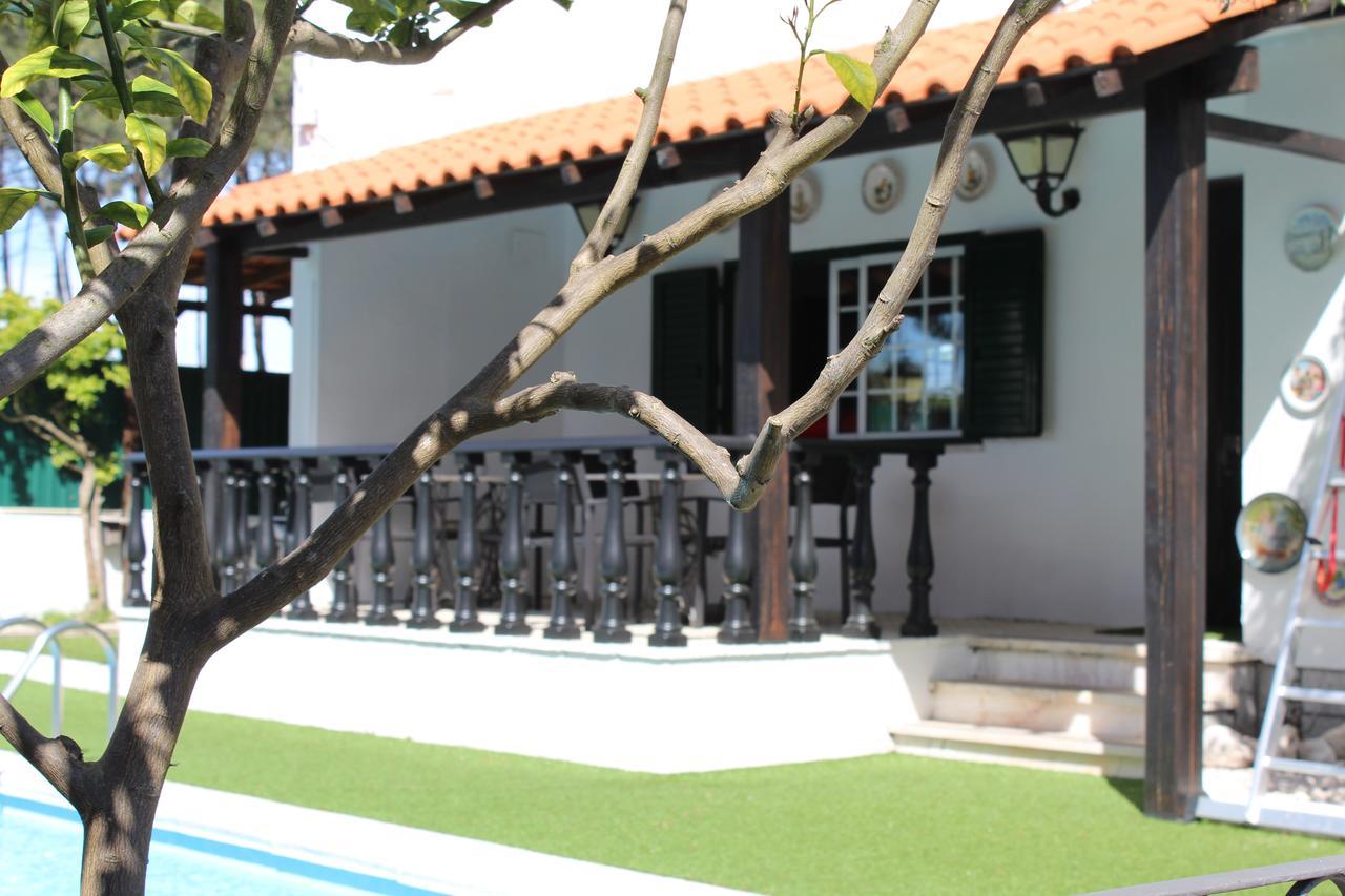 Hostel Casa Lucas Charneca  Esterno foto
