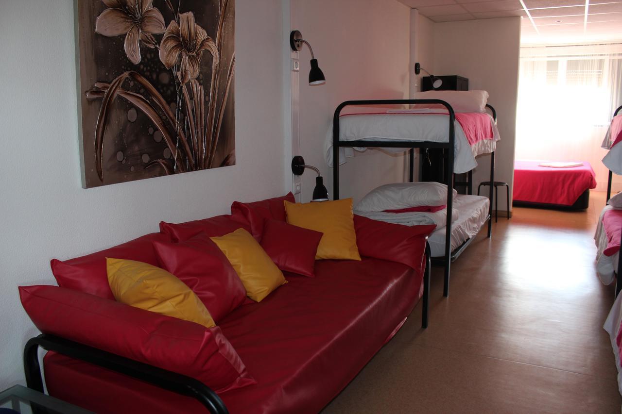 Hostel Casa Lucas Charneca  Esterno foto